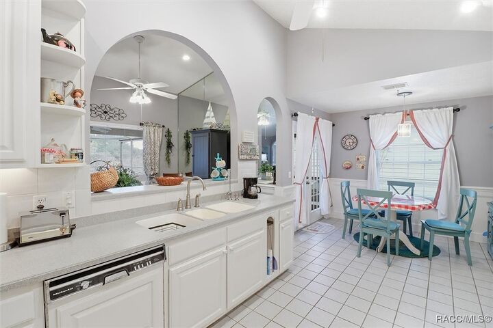 Property Photo:  9533 Pelican Cove Court  FL 34450 