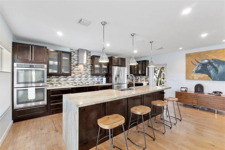 Property Photo: 119 NW 21st Court FL 33311