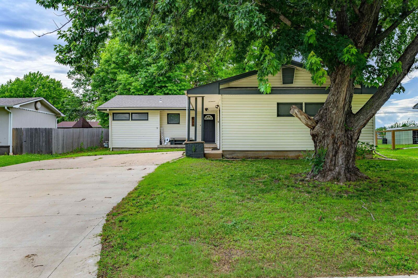 Property Photo:  525 Marmaton Rd.  KS 67042 