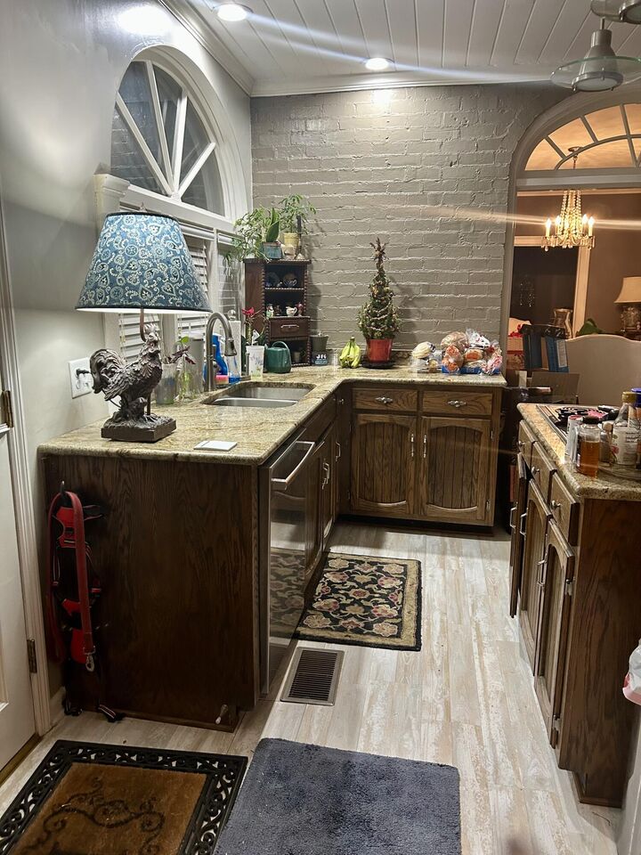 Property Photo:  602 E Madison Avenue  TN 37303 