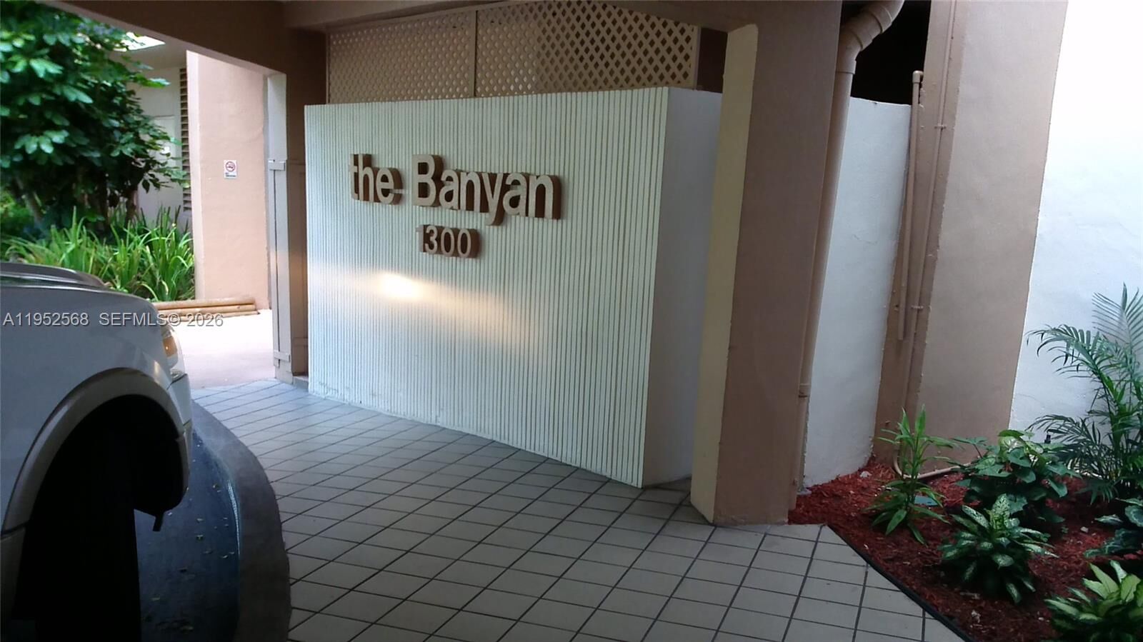 Property Photo:  1300 St Charles Pl 308  FL 33026 