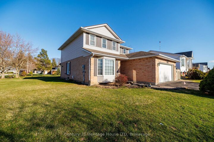 Property Photo:  3722 Sussex Lane  ON L0S 1S0 