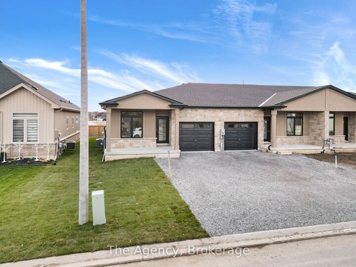 Property Photo: 26 Austin Drive ON L3C 0J8
