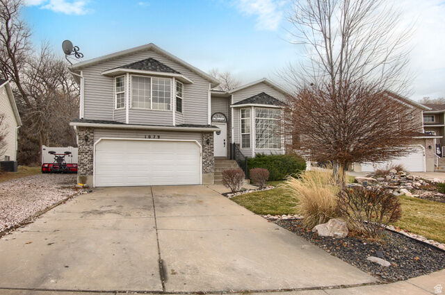 Property Photo:  1079 E 4525 S  UT 84403 