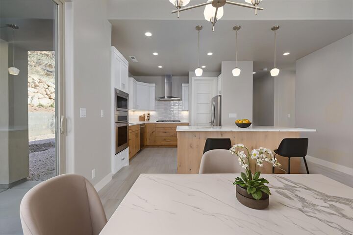 Property Photo:  384 N 200 E  UT 84745 