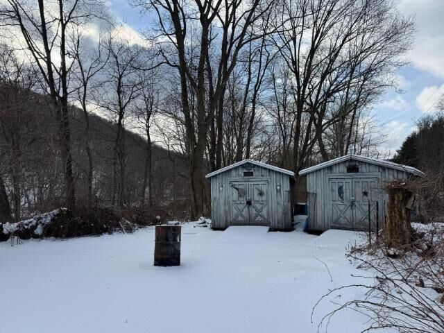 Property Photo:  5154 Market Street  PA 16365 