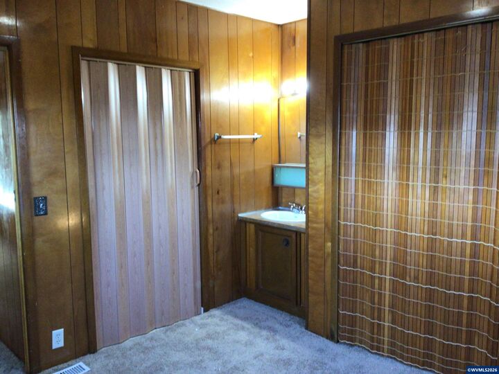 Property Photo:  2232 42nd Av SE 203  OR 97301 