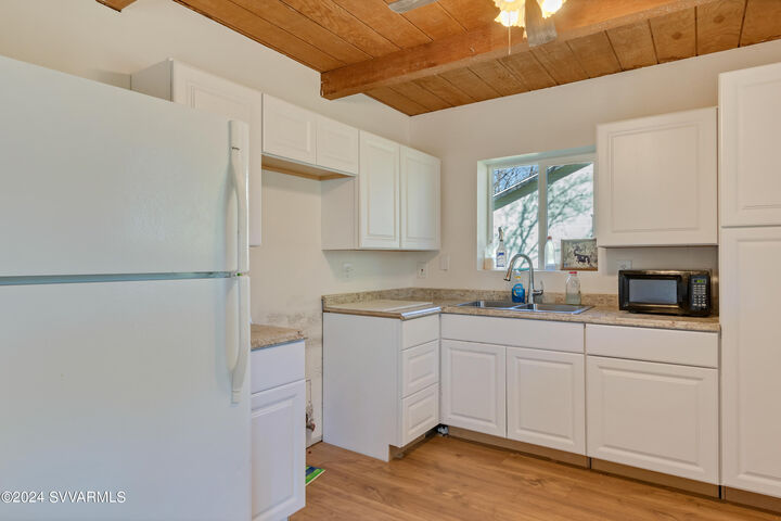 Property Photo:  487 E Quarterhorse Lane  AZ 86322 