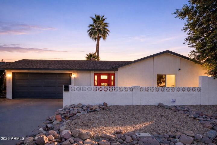 Property Photo:  8721 E Mulberry Street  AZ 85251 