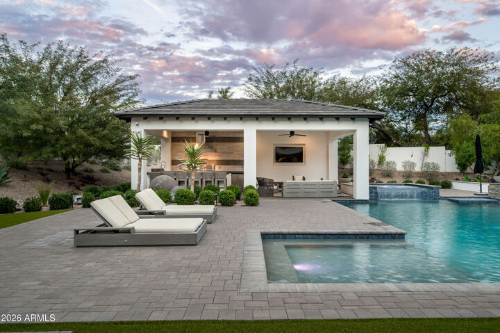 Property Photo: 6109 N 33rd Street AZ 85253