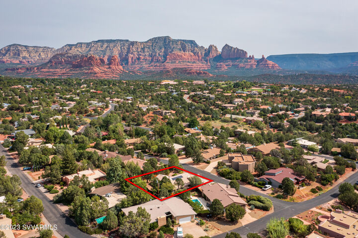 Property Photo:  35 Johnny Guitar Circle  AZ 86336 