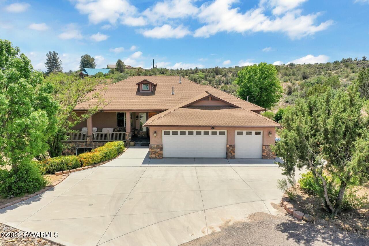 Property Photo:  2647 Lobo Circle  AZ 86326 