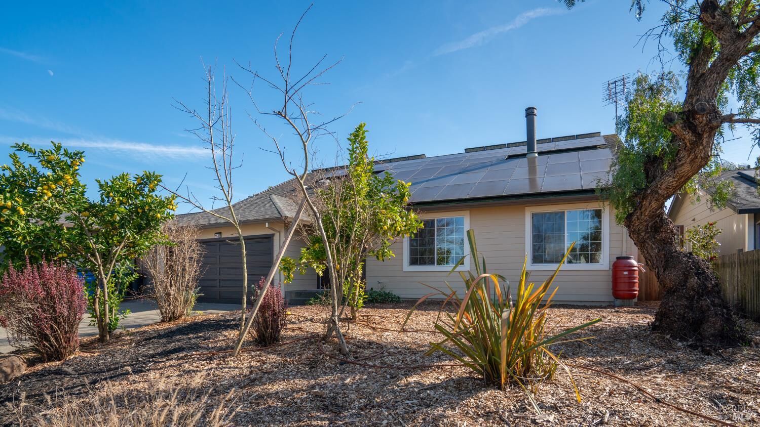 Property Photo: 1636 Sarkesian Drive CA 94954