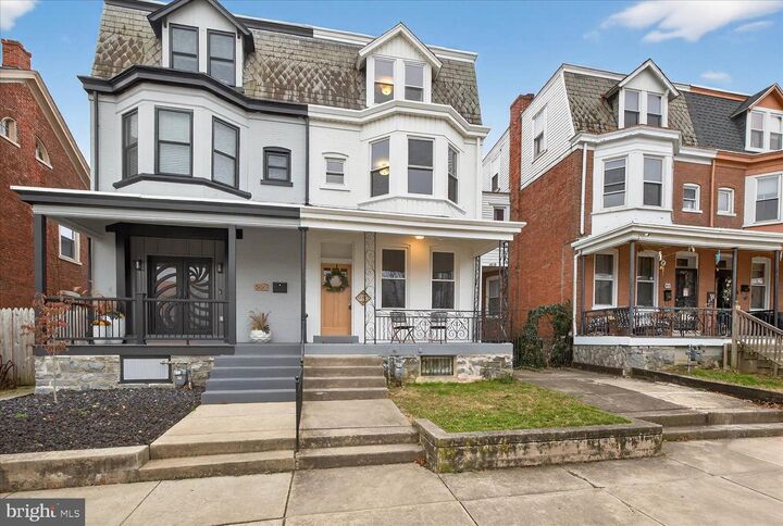 Property Photo:  980 E Orange Street  PA 17602 