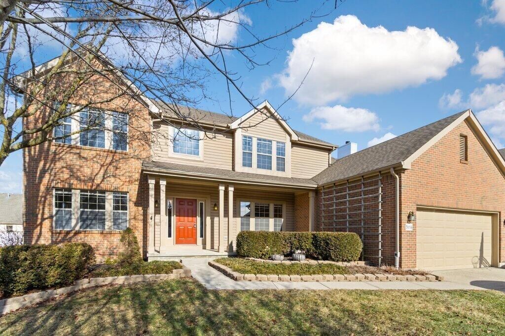 Property Photo:  5684 Hillcoat Drive  OH 43026 