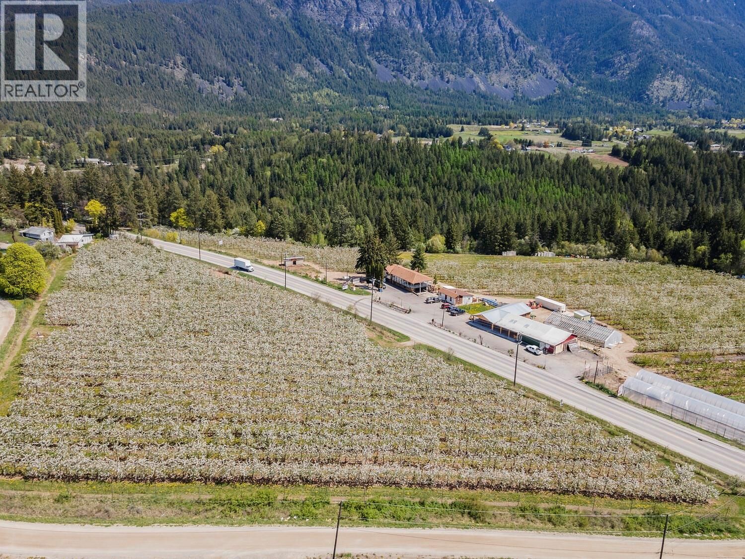 Property Photo: 3851 3 Highway BC V0B 1G0