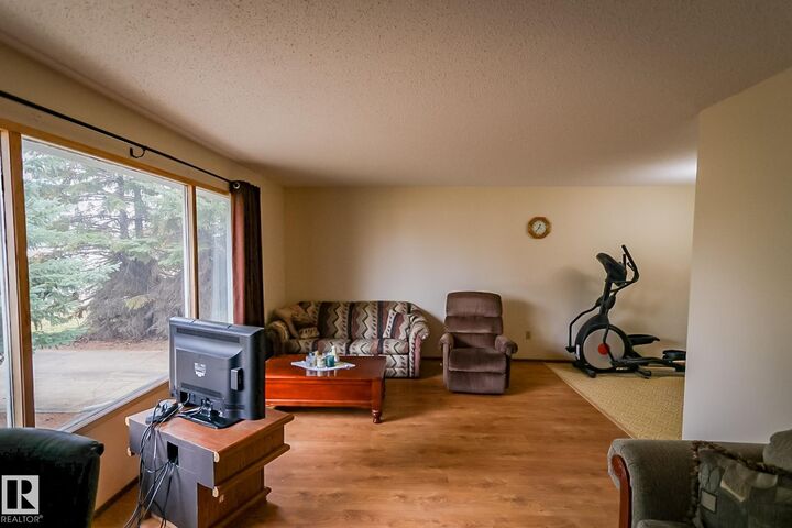 Property Photo: 5013 44 Avenue AB T0A 3L0