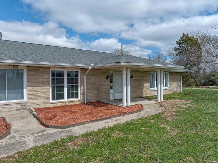 Property Photo:  986 W SR 168 Road  IN 47648 