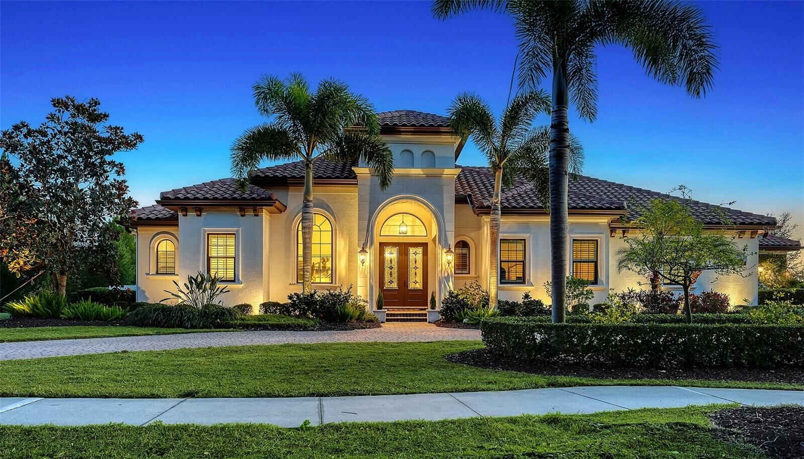 Property Photo:  19420 Newlane Place  FL 34202 