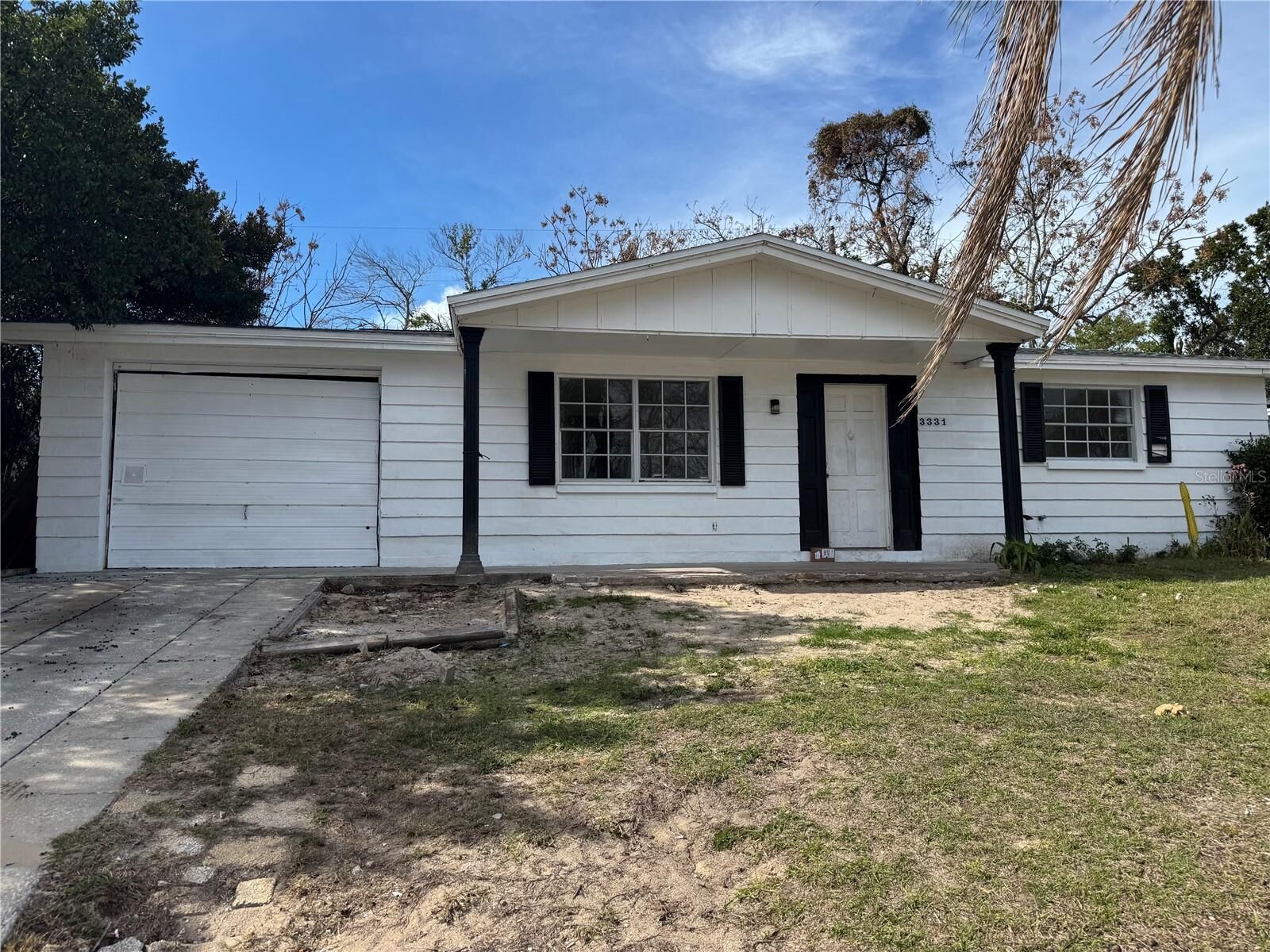 Property Photo: 3331 Clydesdale Drive FL 34691