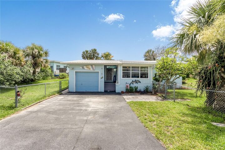 Property Photo:  1420 N Grandview Avenue  FL 32118 