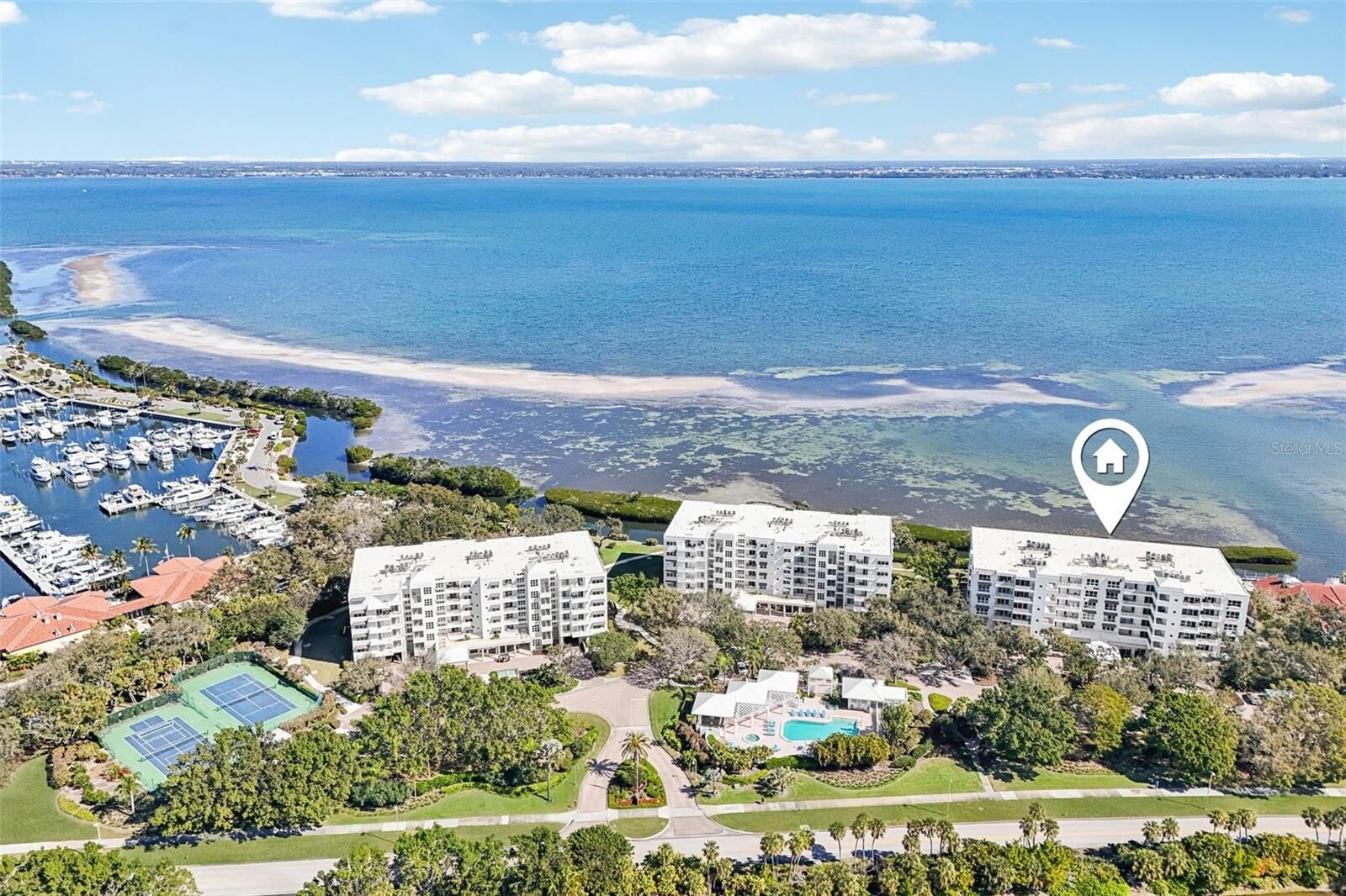 Property Photo:  2410 Harbourside Drive 111  FL 34228 