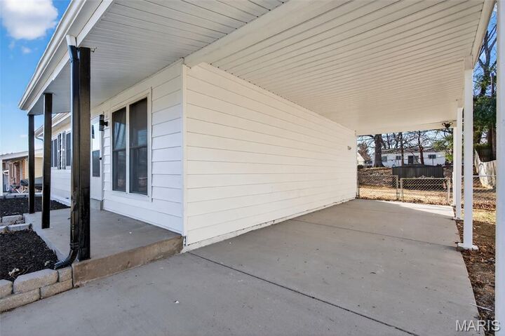 Property Photo: 2837 Briarcote Lane MO 63043