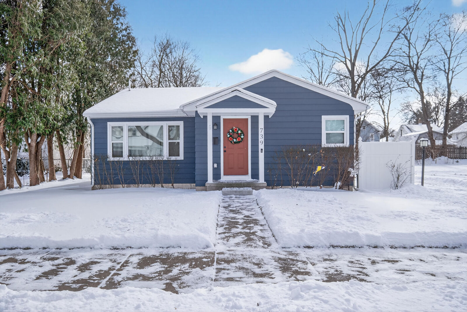 Property Photo: 739 Randolph Street MI 49203