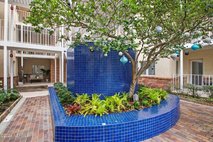 Property Photo:  2912 St Johns Avenue 24  FL 32205 