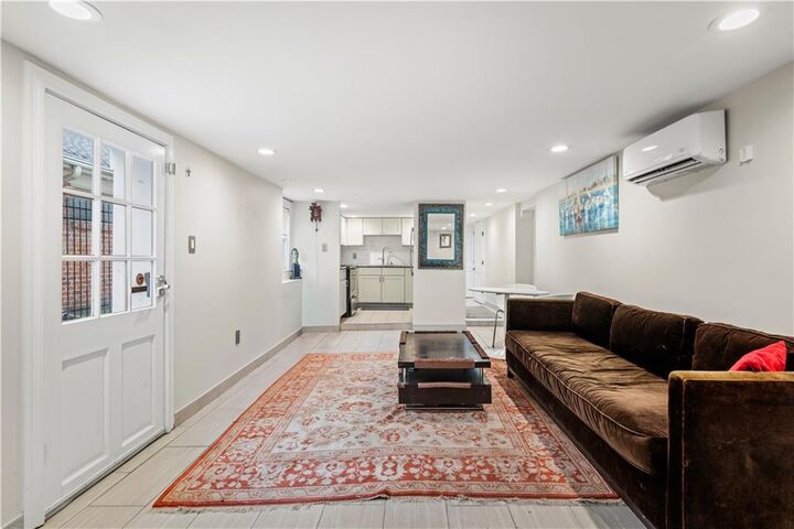 Property Photo:  2429 Octavia Street  LA 70115 