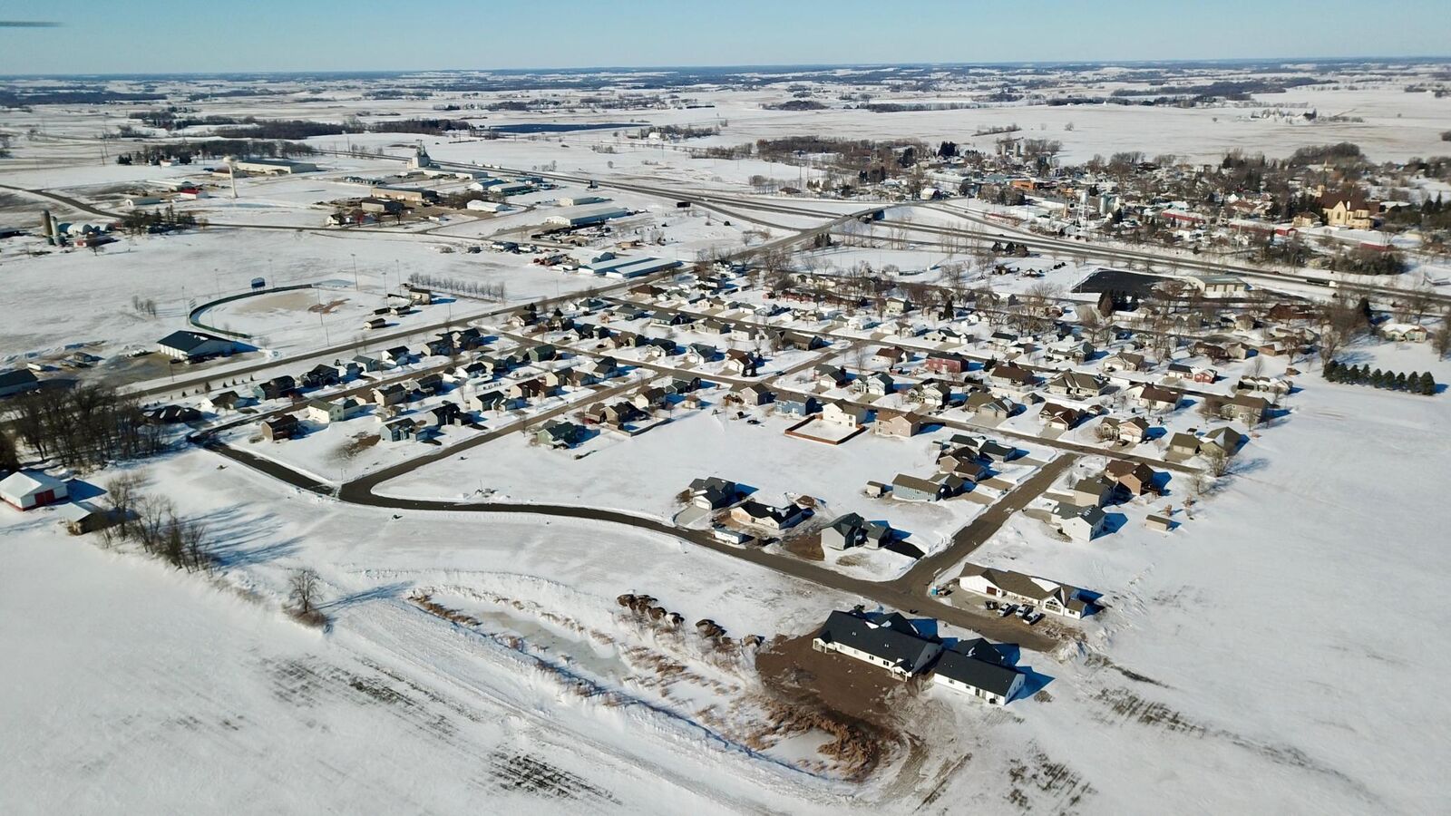 Property Photo:  303 E 11th Street SE  MN 56336 