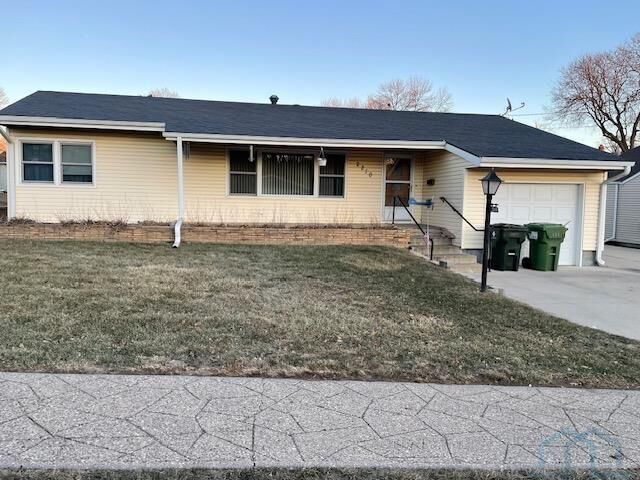 Property Photo:  2210 S Hennepin St  IA 51106 