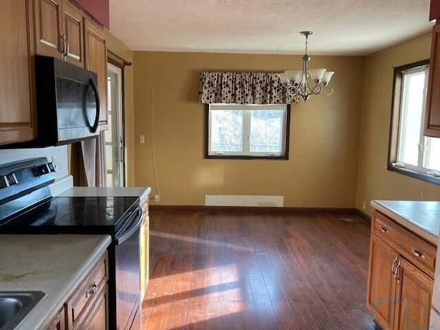 Property Photo:  212 Spruce St  IA 51012 