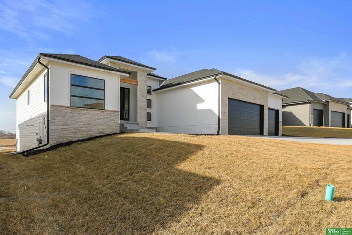 Property Photo:  5614 N 198th Street  NE 68022 