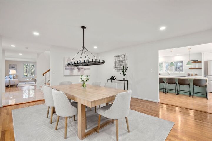 Property Photo: 183 Kings Grant Rd MA 02493