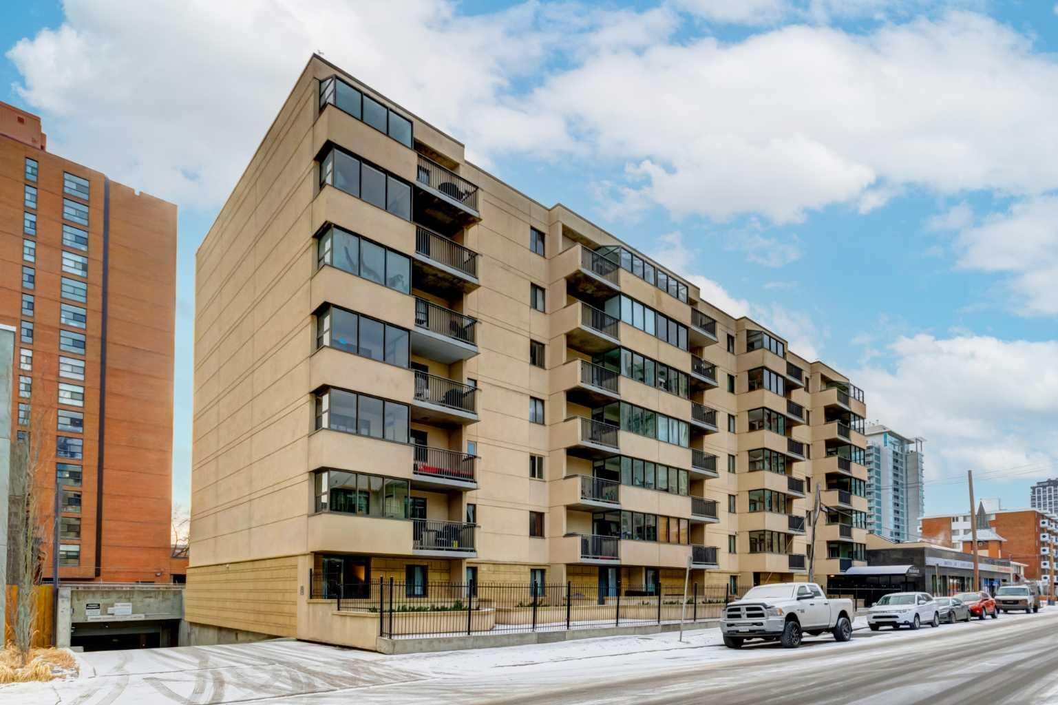 Property Photo:  111 14 Avenue SE 207  AB T2G 4Z8 