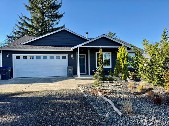 Property Photo:  315 N Forrest  WA 98595 