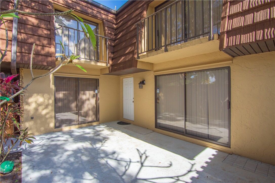 Property Photo:  1458 N Lawnwood Circle 24B  FL 34950 