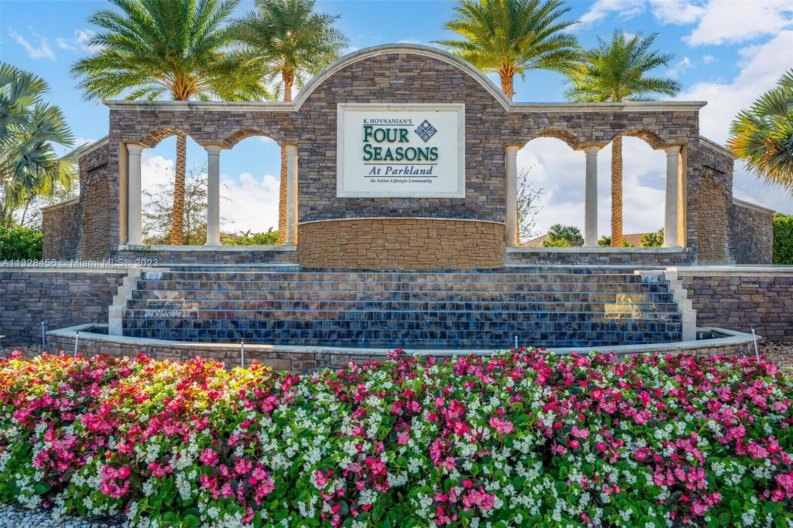 Property Photo:  11825 Kalmar Circle N  FL 33076 