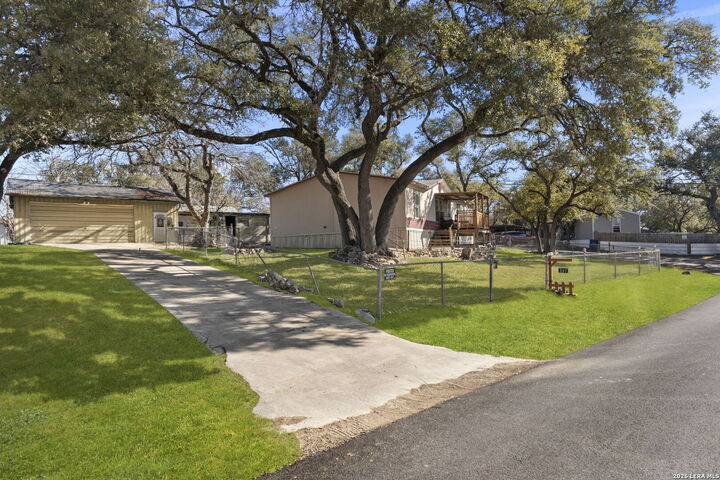 Property Photo:  397 Ridgeview  TX 78133 