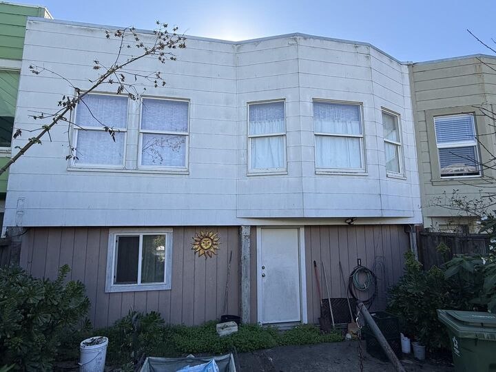 Property Photo:  110 West Moltke Street  CA 94014 