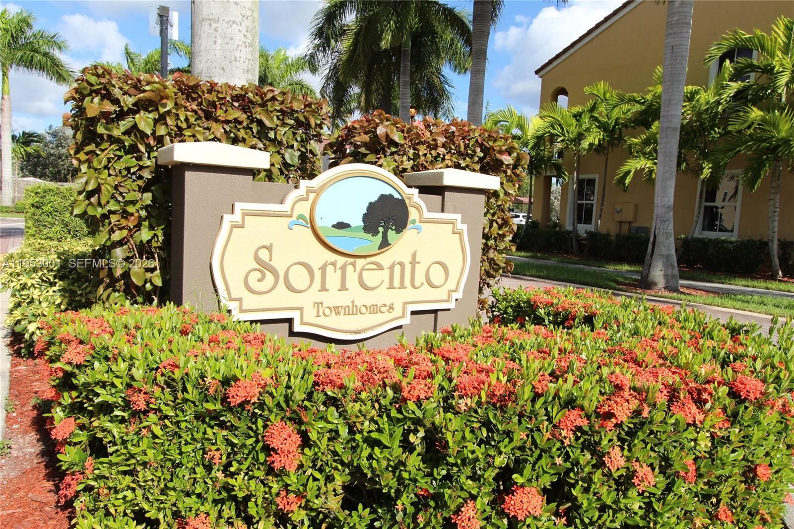 Property Photo:  14928 SW 40th St 14929  FL 33185 