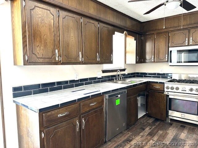 Property Photo: 32112 E 721 Road OK 74467