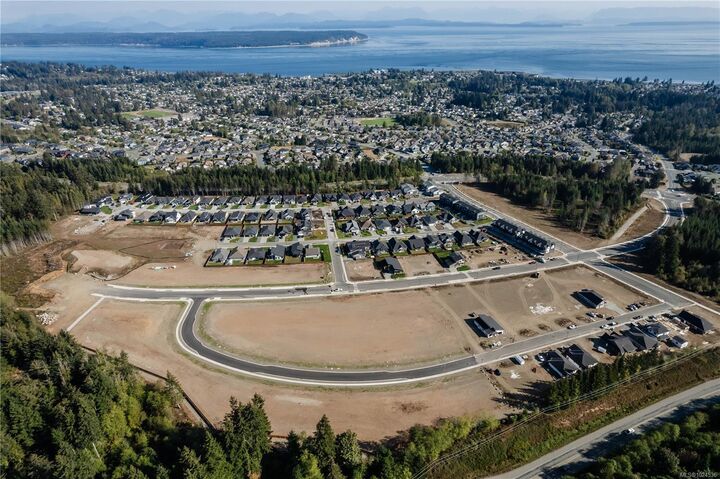 Property Photo: 736 Beaver Creek Blvd BC V9H 0G1