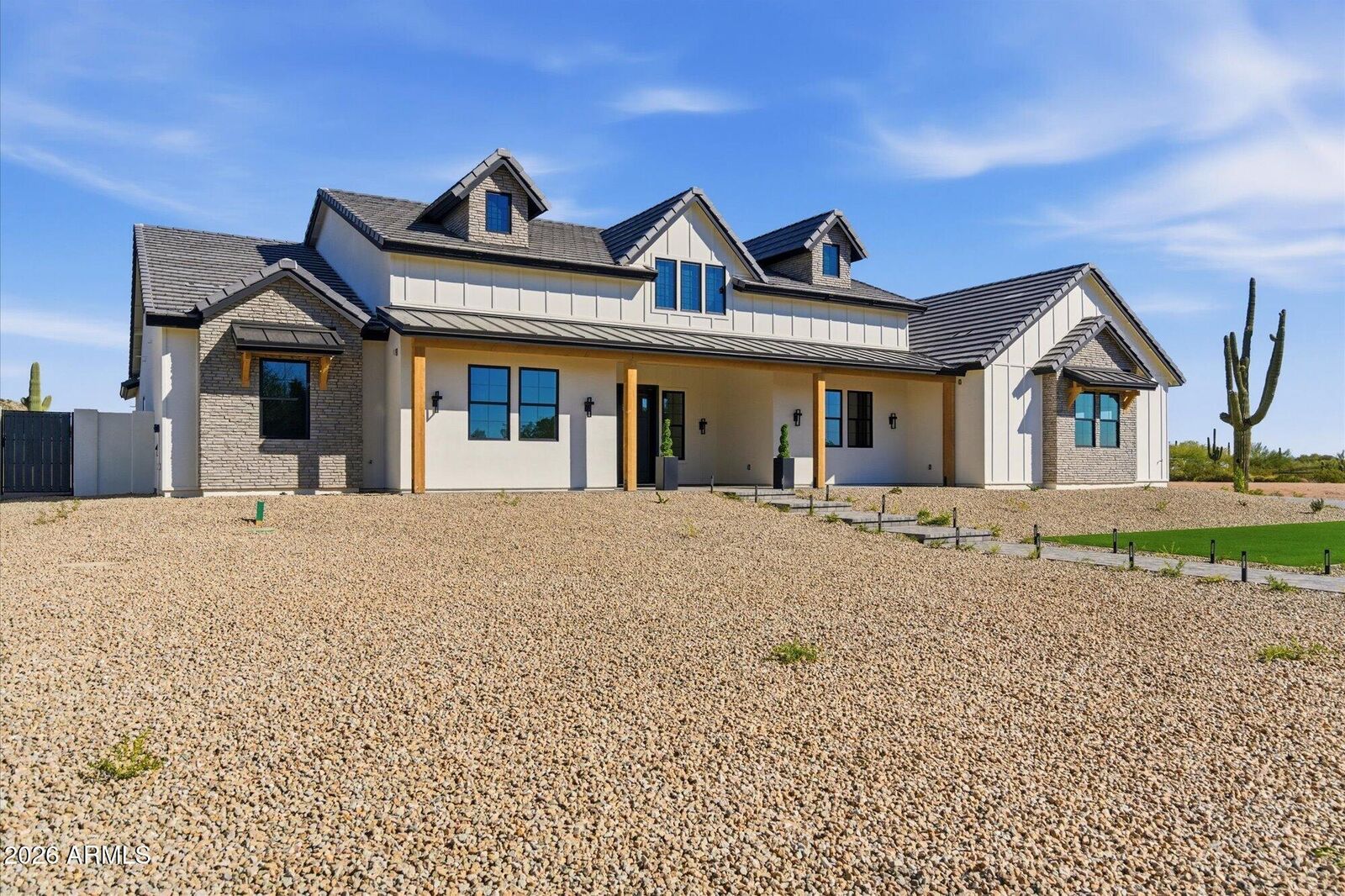 Property Photo:  8042 E Palm Lane  AZ 85207 