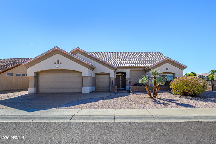 Property Photo:  14229 W Robertson Drive  AZ 85375 