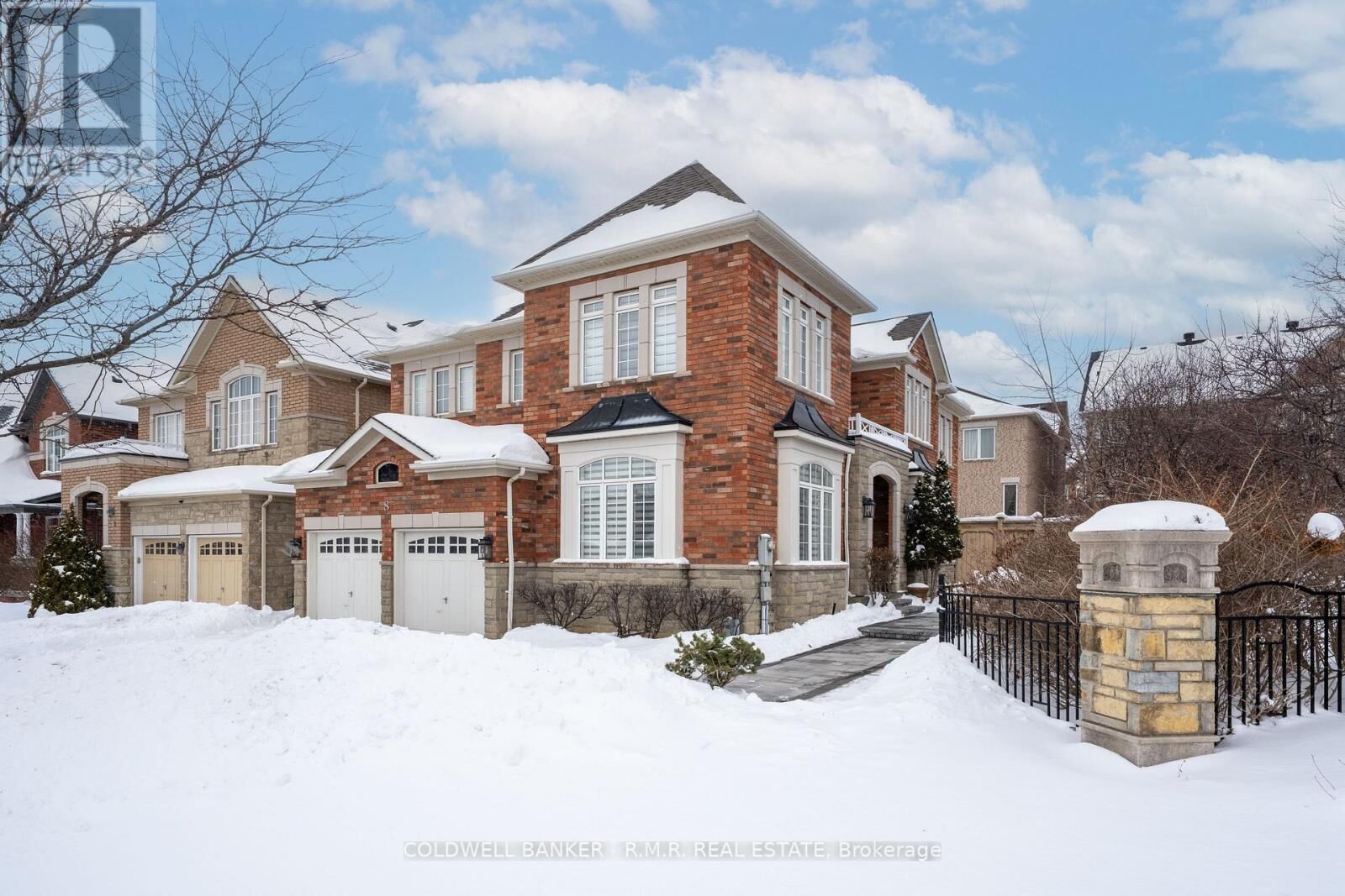 Property Photo:  8 Valley Vista Drive  ON L6A 0Z2 