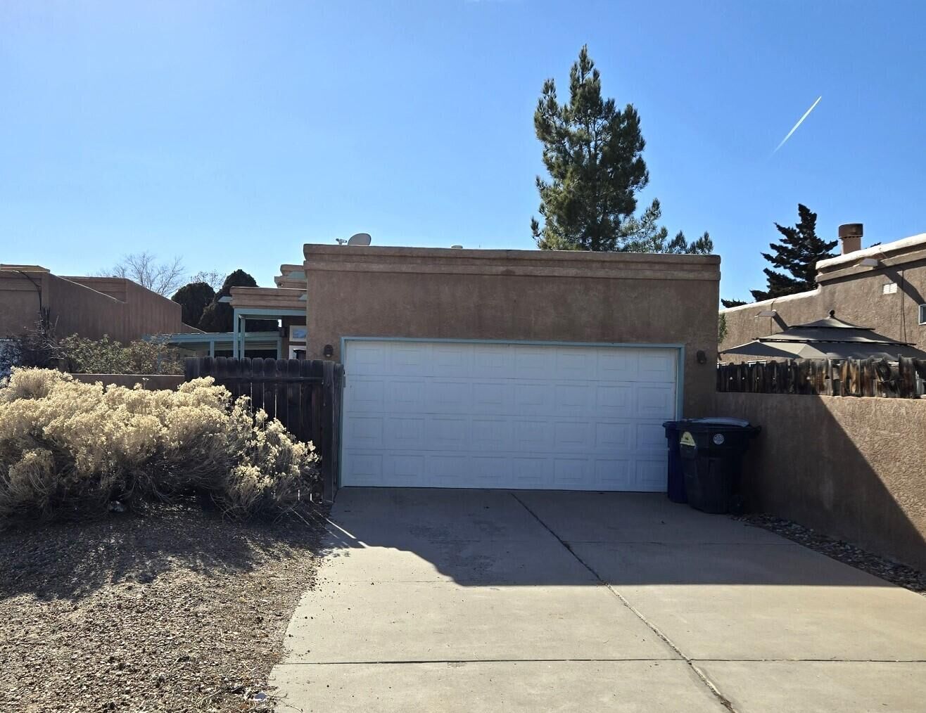 Property Photo:  5613 Dustin Court NW  NM 87120 