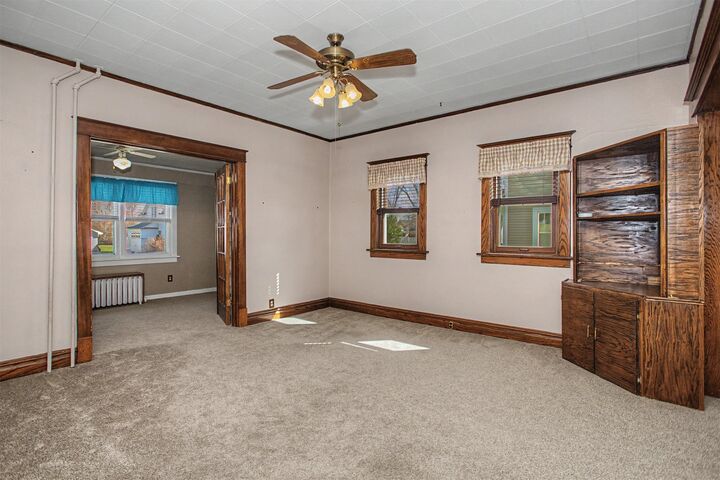 Property Photo:  412 Anderson Street  IA 50130 