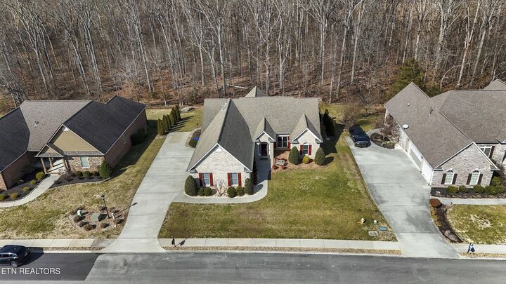 Property Photo: 640 Windward Point TN 37772